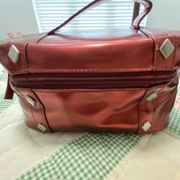 Vintage AVON * METALLIC Red MAKEUP Toiletry CASE * small TRAIN CASE SatchelPURSE - Picture 2 of 10